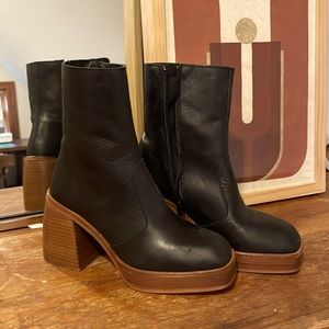 Free People Black Leather Boots, Size 36 (6)